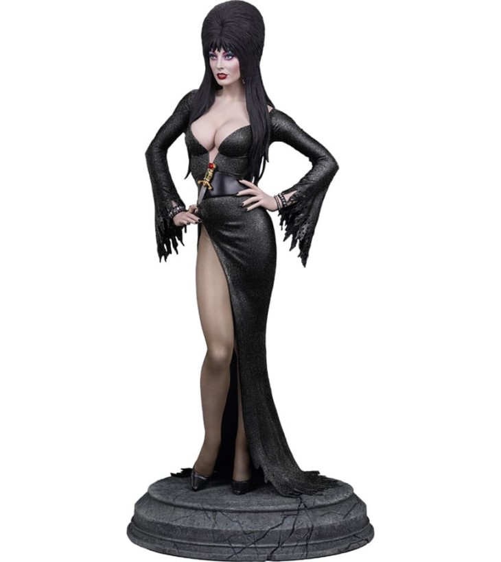ELVIRA MISTRESS OF THE DARK...
