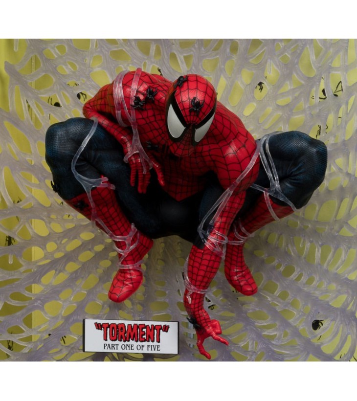 MARVEL COLLECTION STATUE...