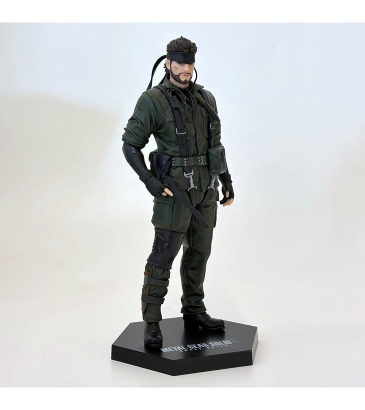 METAL GEAR SOLID SNAKE...