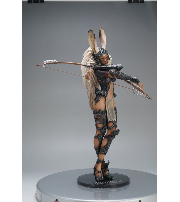 FINAL FANTASY XII STATUE FRAN