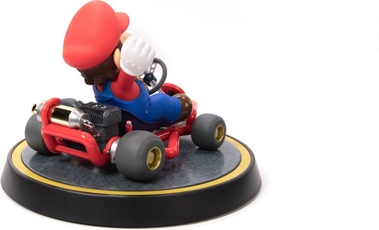 First 4 Figures Figurine - Mario Kart - Mario 18.6cm pas cher