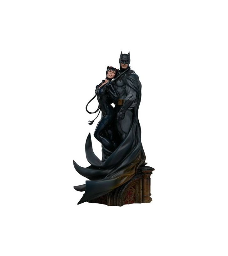 DC COMICS STATUE BATMAN &...